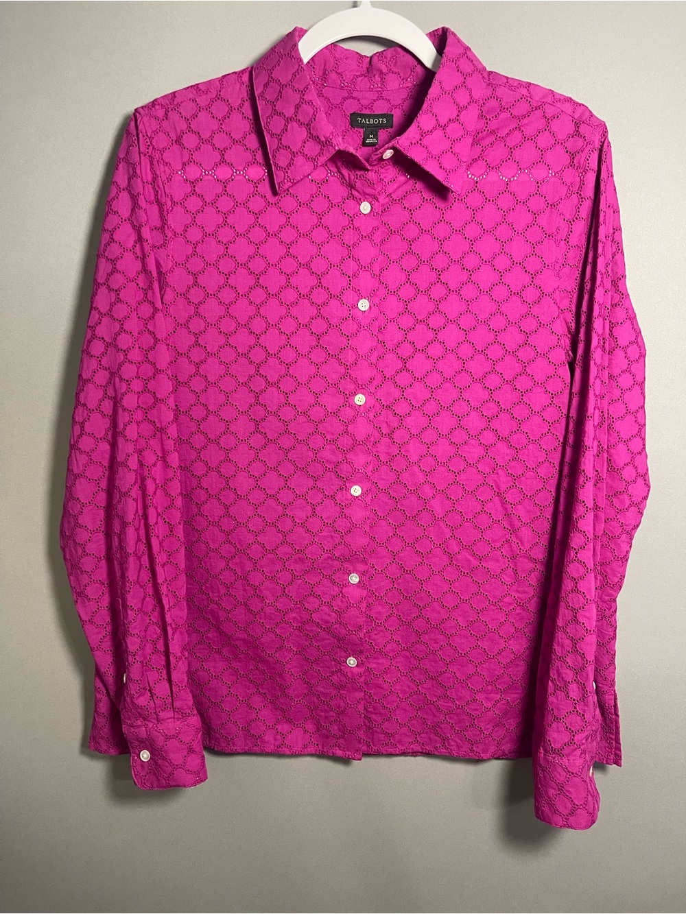 Talbots Pink Eyelet Button Front Shirt Medium 100% Cotton Long Sleeve